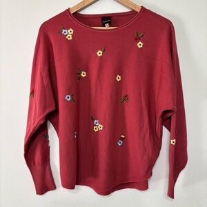 Aaeda Cutesy Embroidered Floral Sweater Size L
